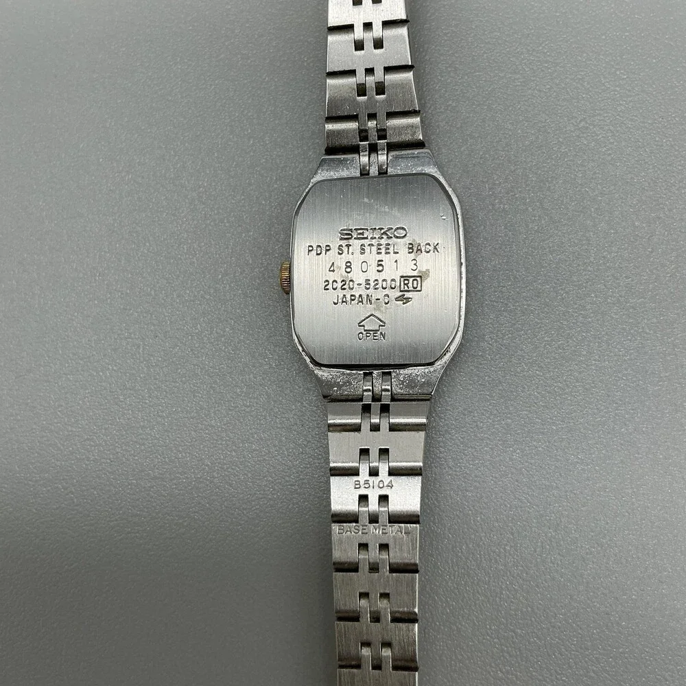 Vintage Seiko Womens Watch 16mm Silver Tone Bracelet 2C20-5200 New Battery 6.5